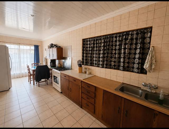 3 BEDROOM HOUSE FOR SALE IN VANDERBIJLPARK SE 1